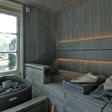 Home Sauna Installation