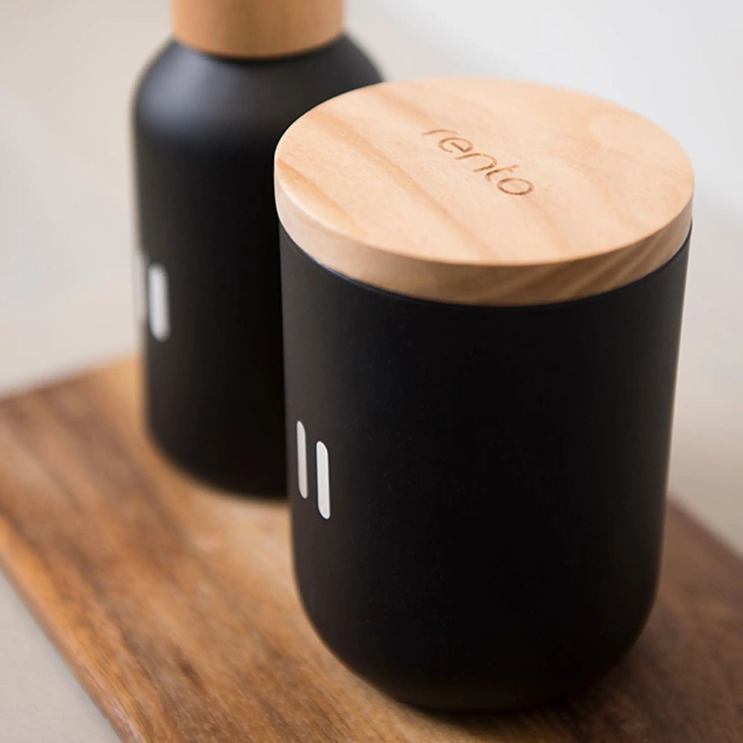 Rento Arctic Pine Scented Candle