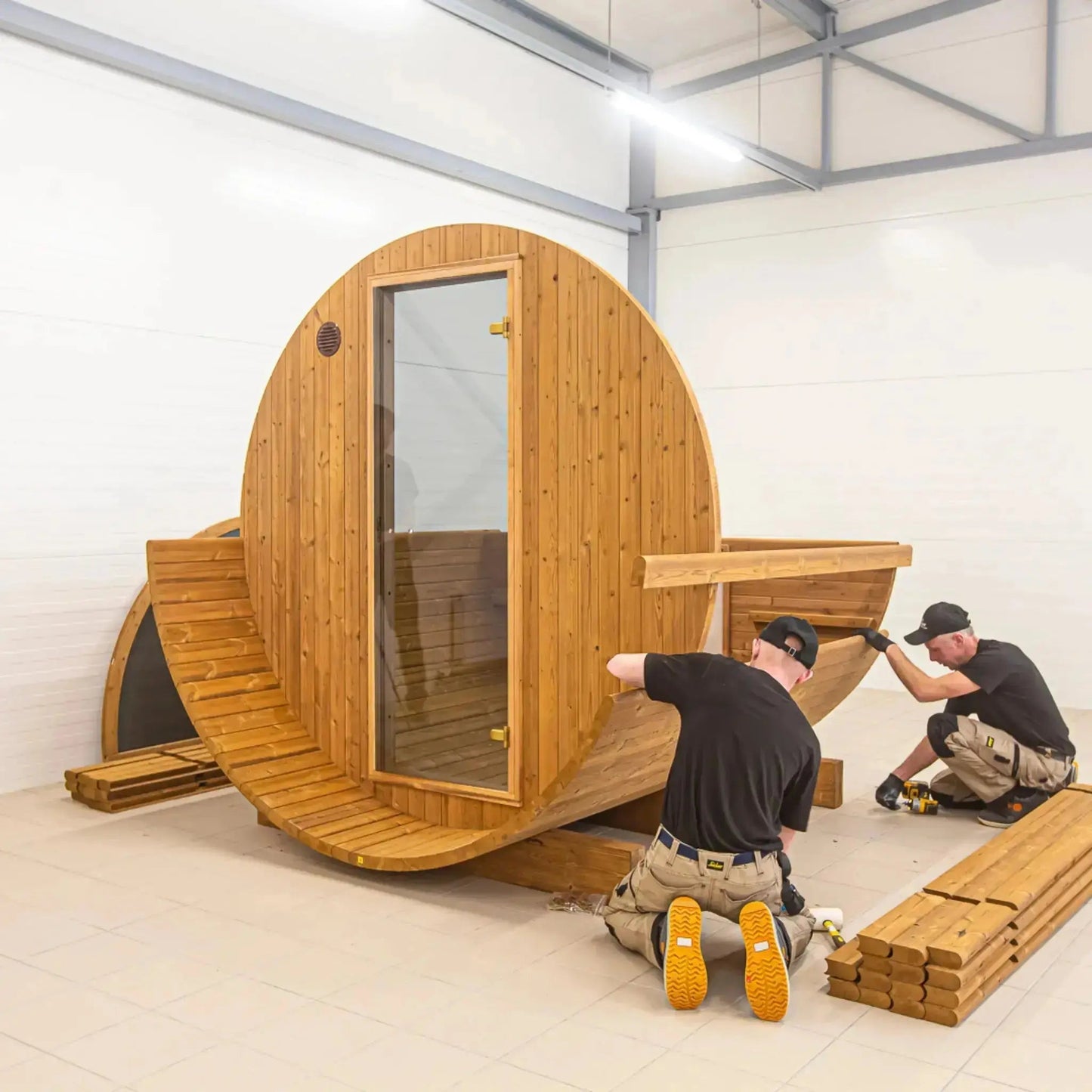 Thermo Wood Barrel Sauna - Regular with Changing Room (L: 300 & ø: 225 cm) Barrel Sauna | Finnmark Sauna