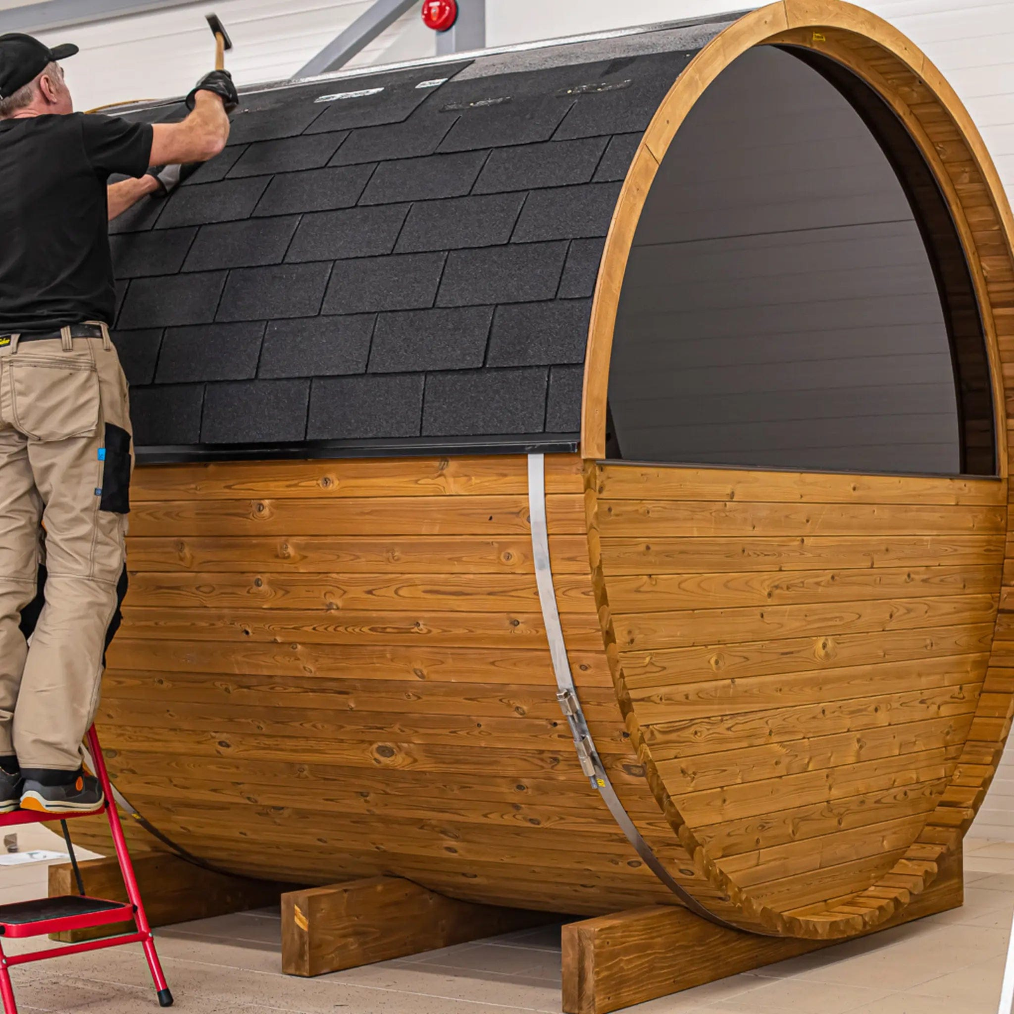 Small Wood Barrel Sauna with Window & Relaxation Terrace (2-4 Person)