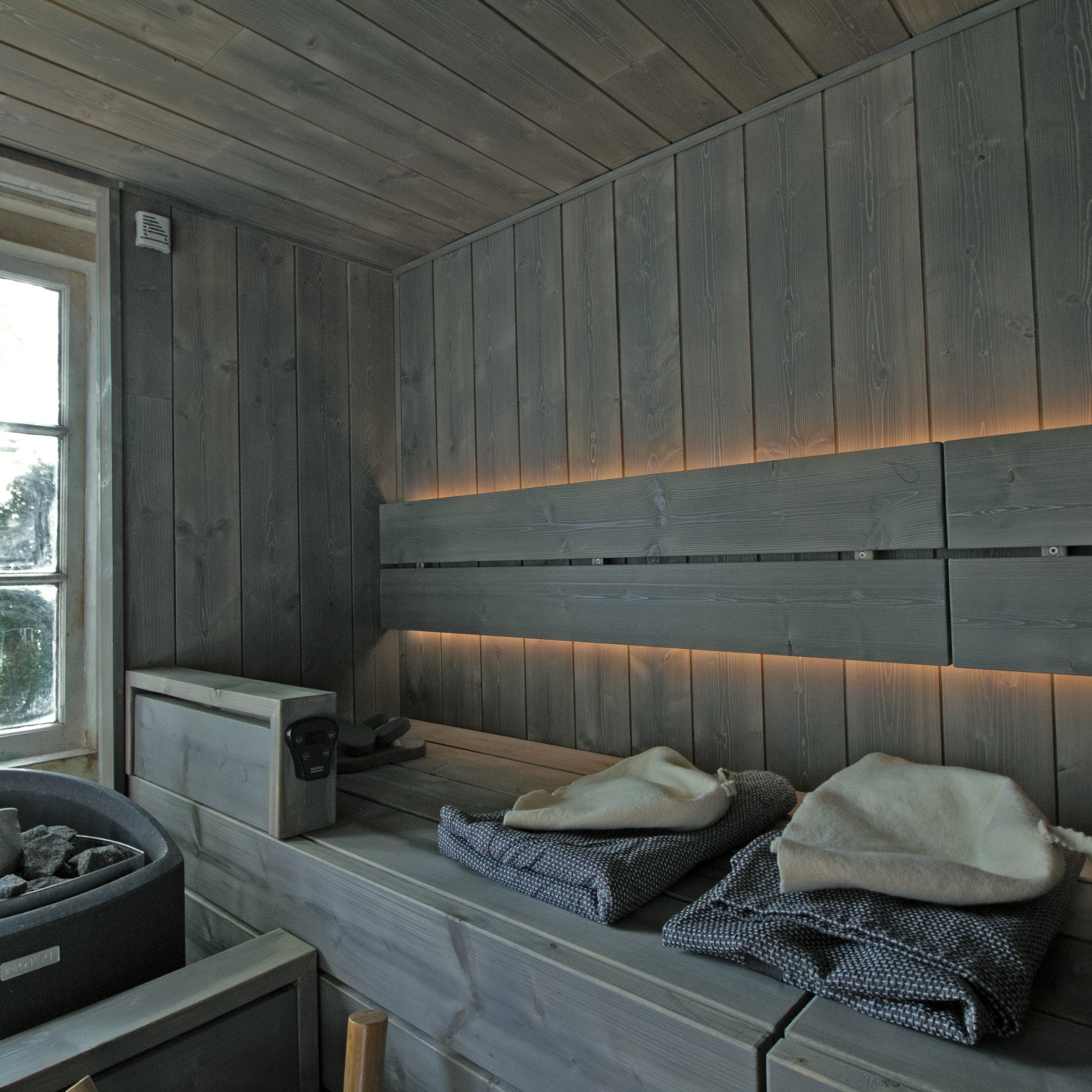 Bespoke sauna installation: Thatched Cottage, Henley-on-Thames, Oxfordshire - Finnmark Sauna