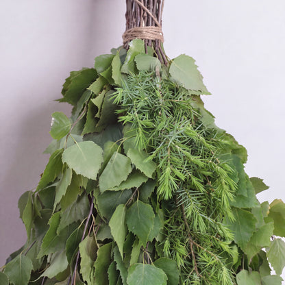 Sauna Whisk Birch & Juniper - leaf detail