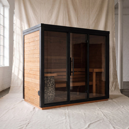 Fjelda Large outdoor sauna with an L-shaped two-tier bench