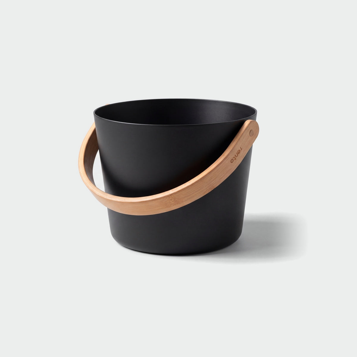 Rento 5l Anodised Aluminium Sauna Bucket in Black - handle down
