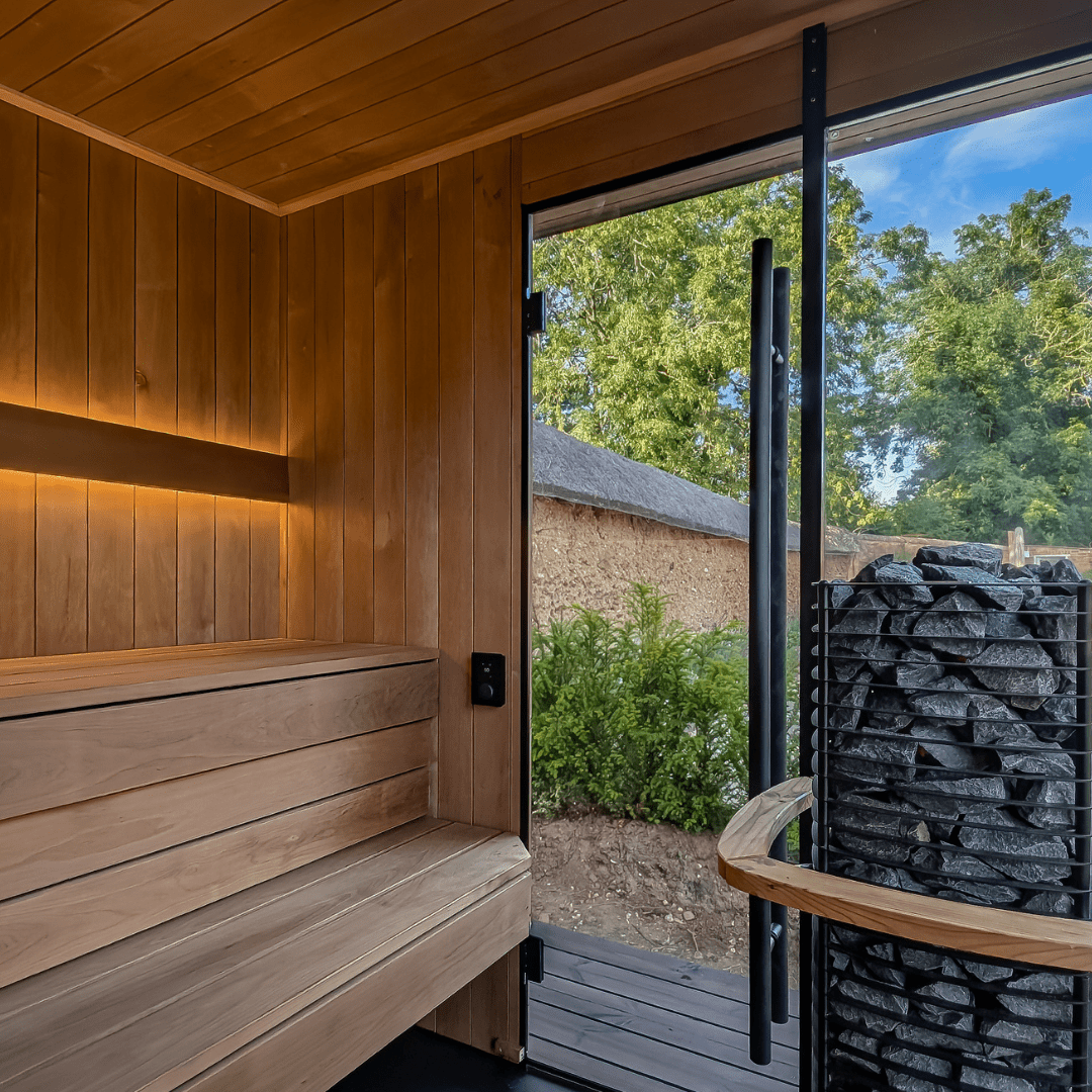 EDEN® Outdoor Sauna (5-6 Person)