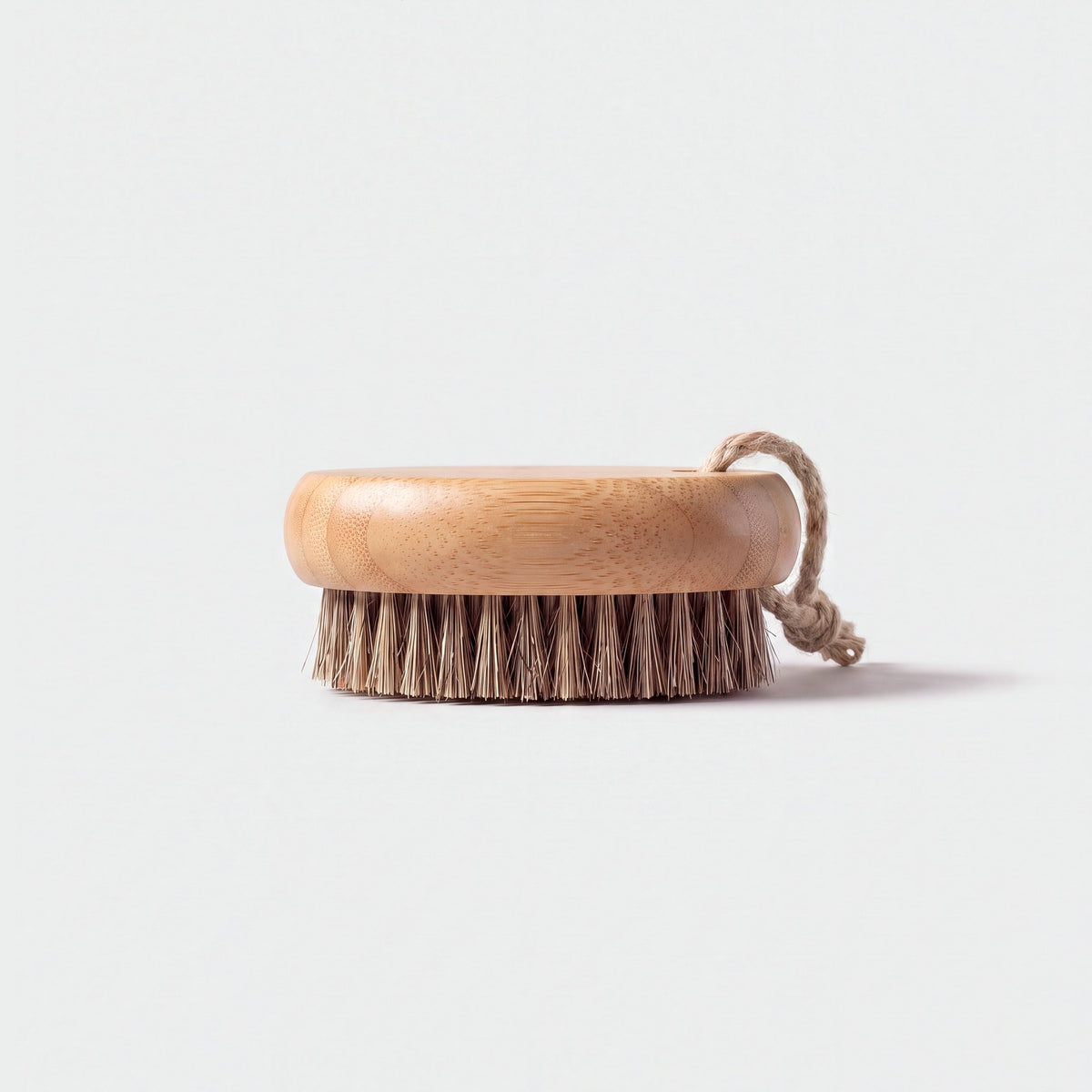 Rento Oval Wooden Nail Brush Bamboo & Natural Hair - hero