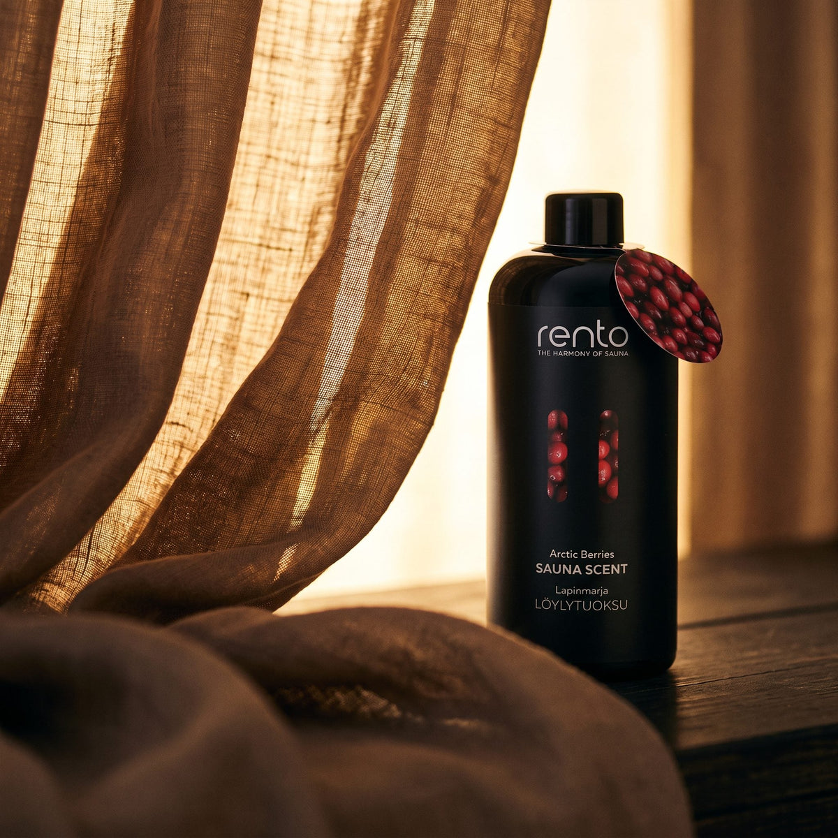 Rento Arctic Berry Sauna Scent 400ml - lifestyle behind linen curtain