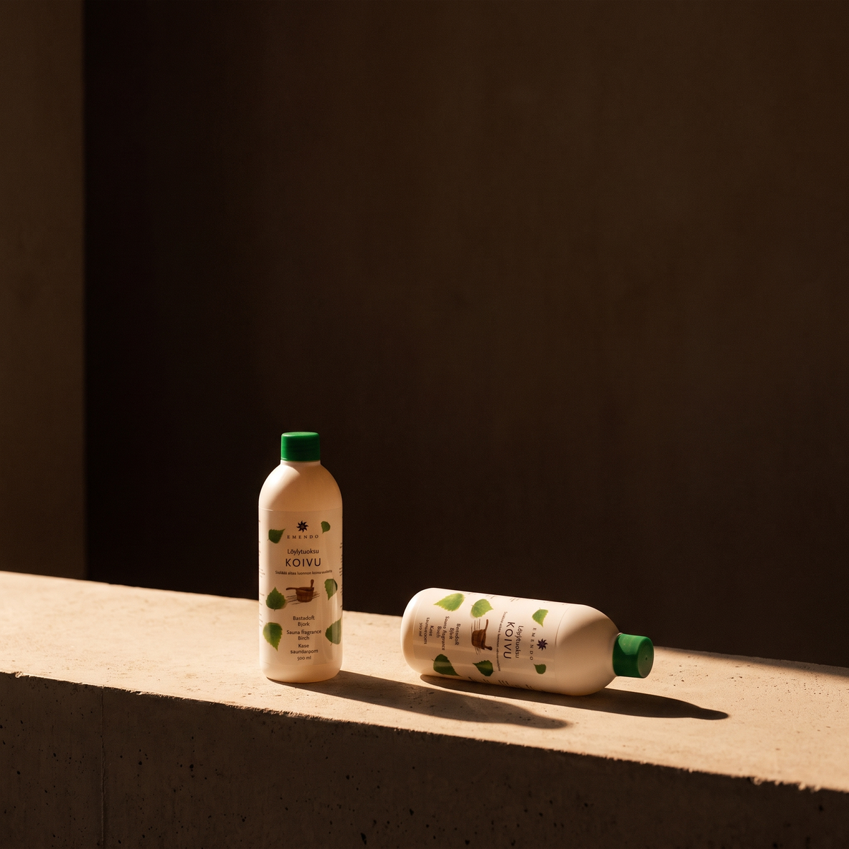 Emendo Birch Sauna Scent (500ml) - lifestyle in sunlight