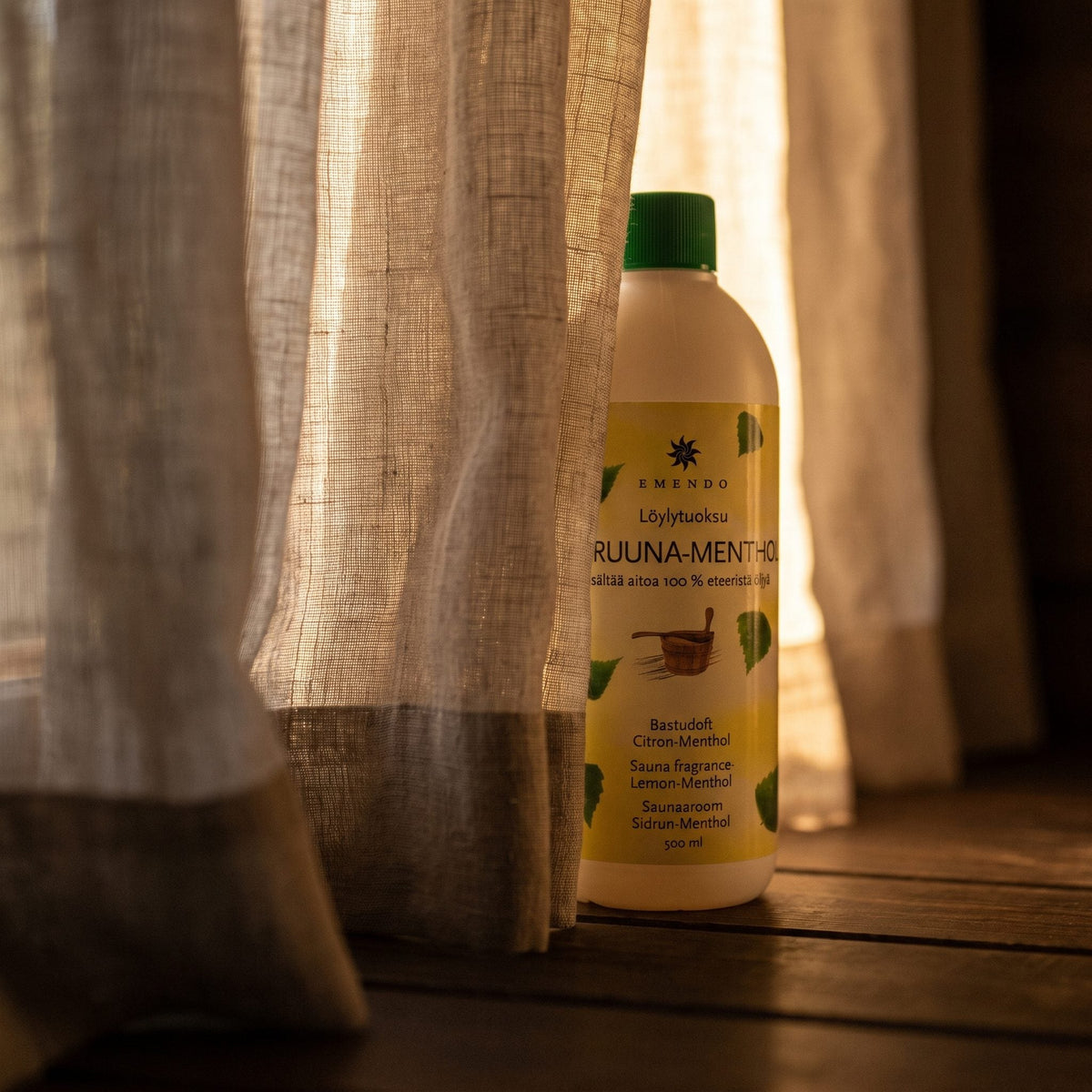 Emendo Lemon & Menthol Sauna Scent (500ml) - lifestyle behind linen curtain