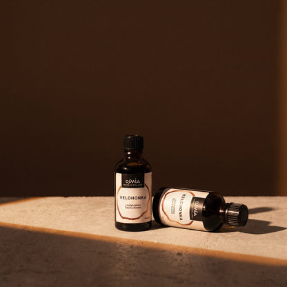 Lapland Dry Wood Sauna Aroma (Kelohonka) by Osmia (50ml) - lifestyle in sunlight