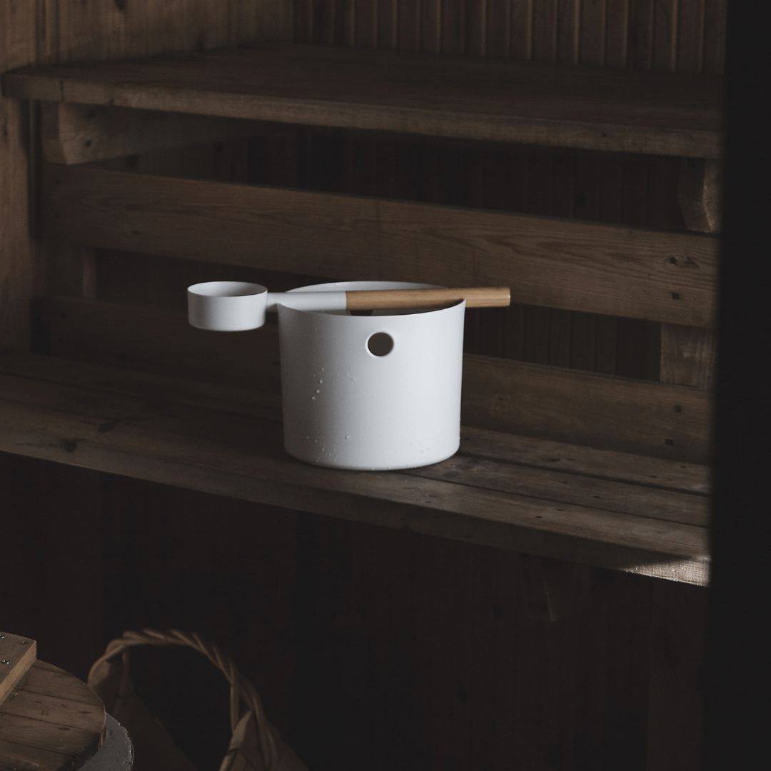 KOLO Sauna Bucket and Ladle Set White | Finnmark Sauna Sauna Accessories | Finnmark Sauna