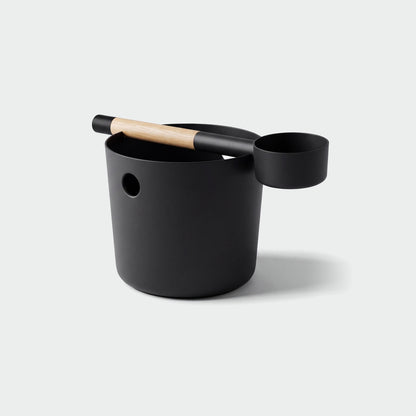 KOLO Sauna Bucket and Ladle Set Black - studio
