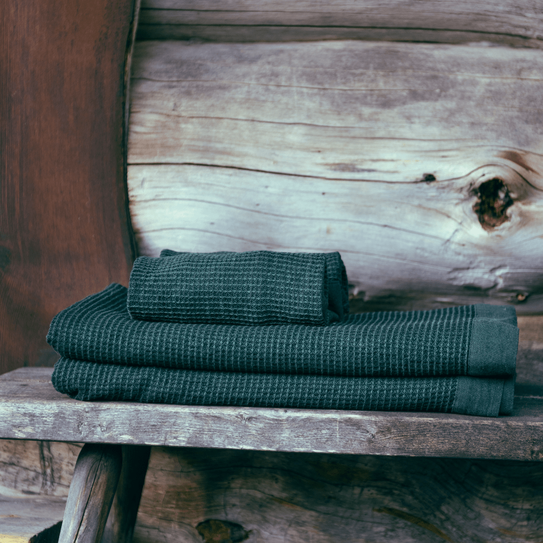 Rento Kenno Towel Dark Green Sauna Towel | Finnmark Sauna